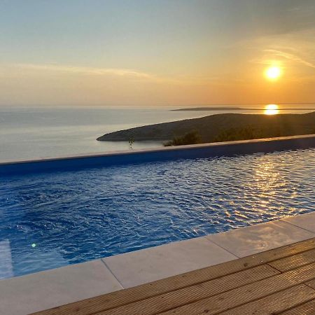 Vita Vacation Home Ustrine Exterior foto