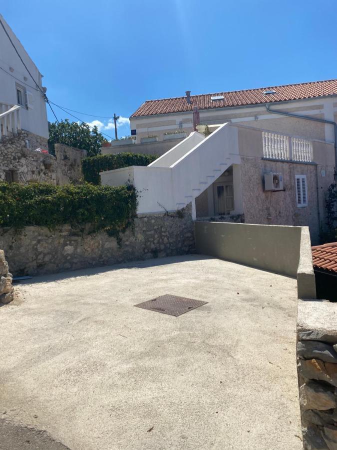 Vita Vacation Home Ustrine Exterior foto